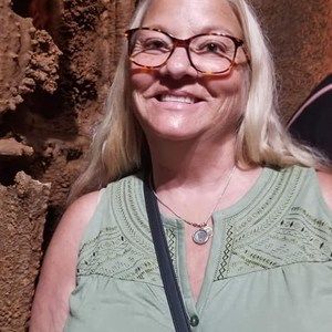 Meet your Posher, Tami